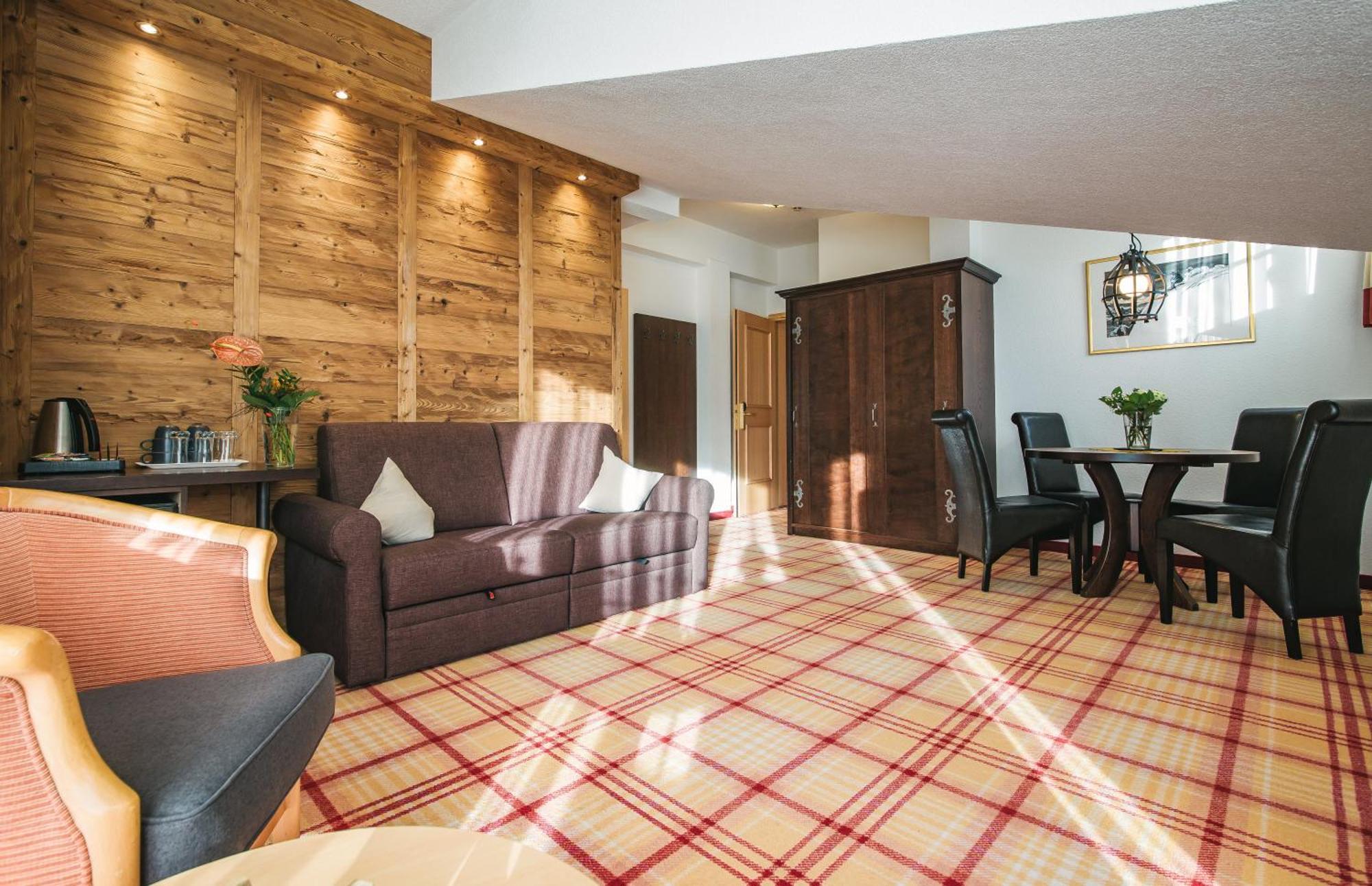 Arlen Lodge Hotel Inkl Premium Karte Im Sommer Sankt Anton am Arlberg Kültér fotó